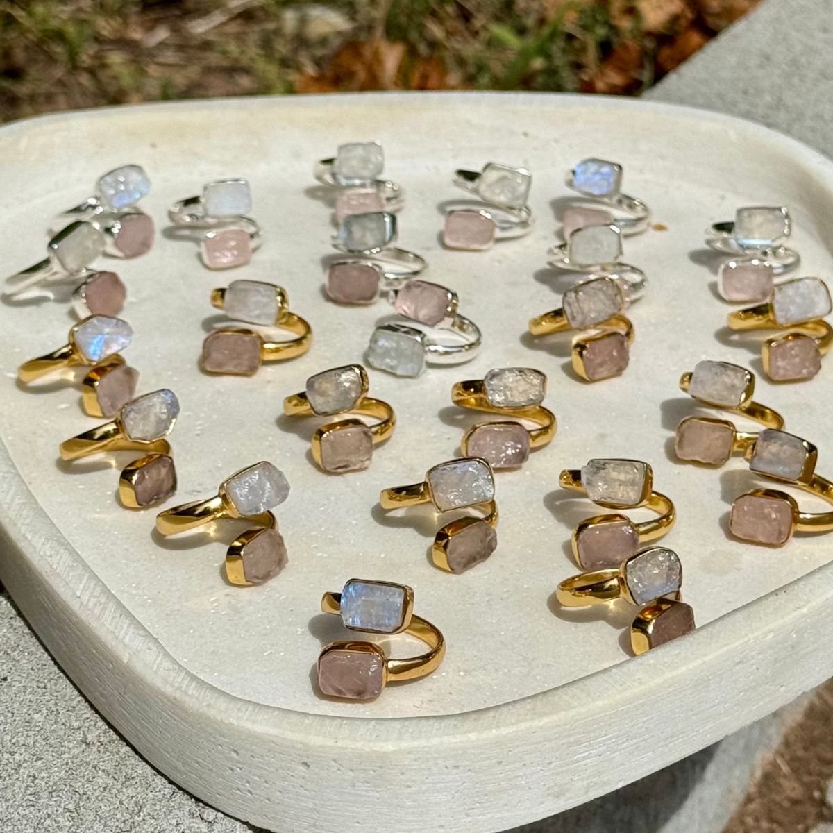 VENUS ENERGY RING  Regenbogen Mondstein und Rosenquarz