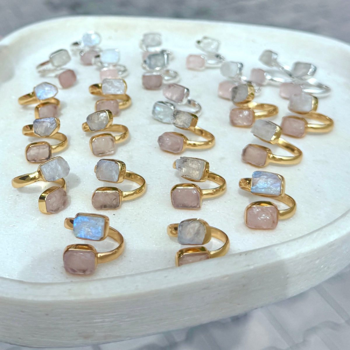 VENUS ENERGY RING  Regenbogen Mondstein und Rosenquarz