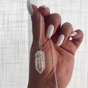 ENERGY FLOW | Bergkristall Kette und Pendel - thatspiritualshop.de