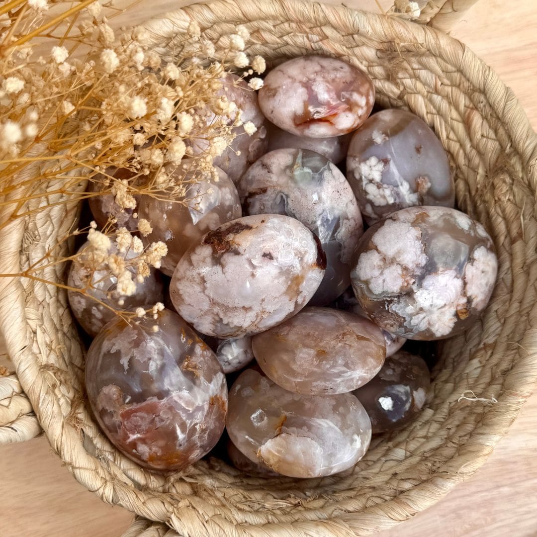 Kirschblüten Chalcedon - thatspiritualshop.de