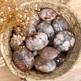 Kirschblüten Chalcedon - thatspiritualshop.de