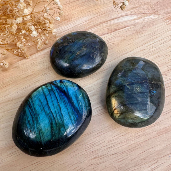 Labradorit | Madagaskar - thatspiritualshop.de