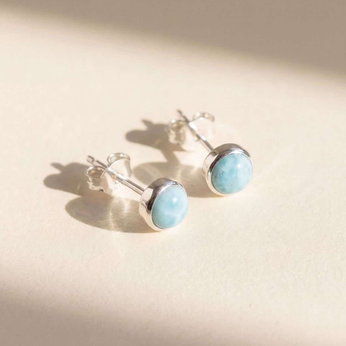 OCEAN ENERGY LARIMAR OHRSTECKER - thatspiritualshop.de
