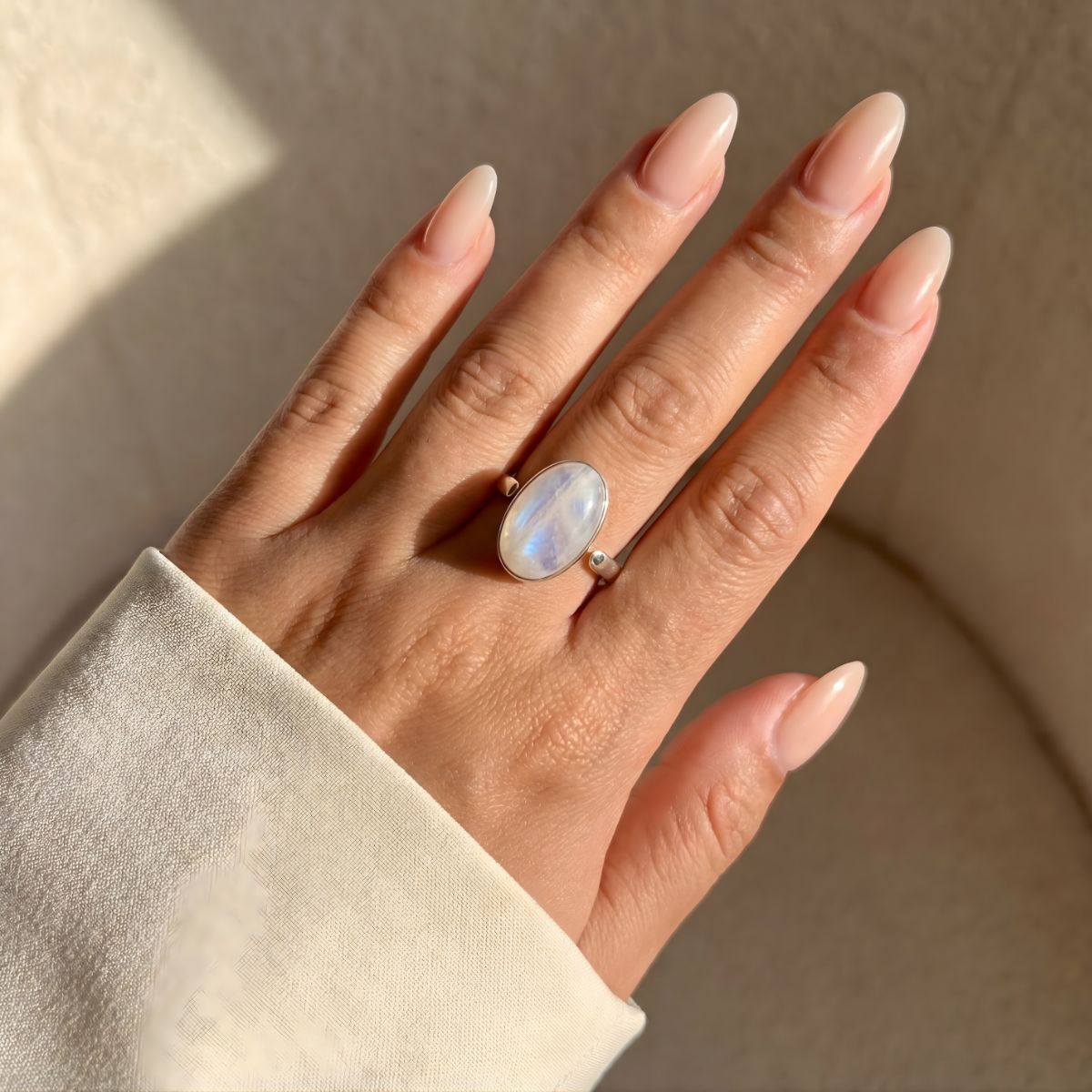 REGENBOGEN MONDSTEIN RING - thatspiritualshop.de