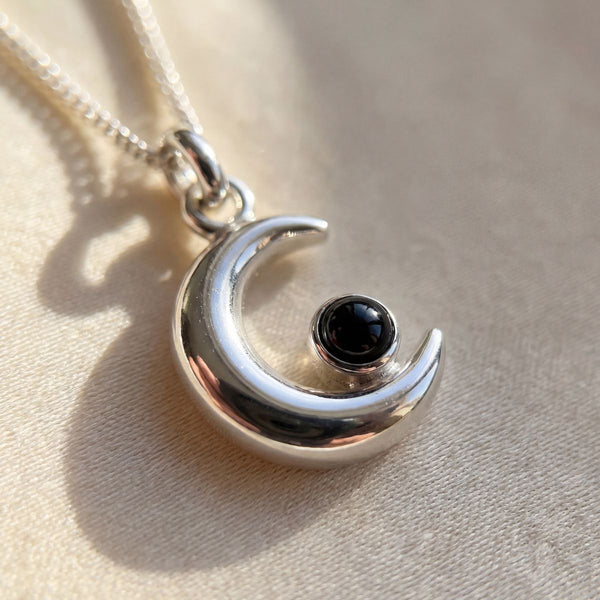 TURMALIN PROTECTION MOND KETTE - thatspiritualshop.de